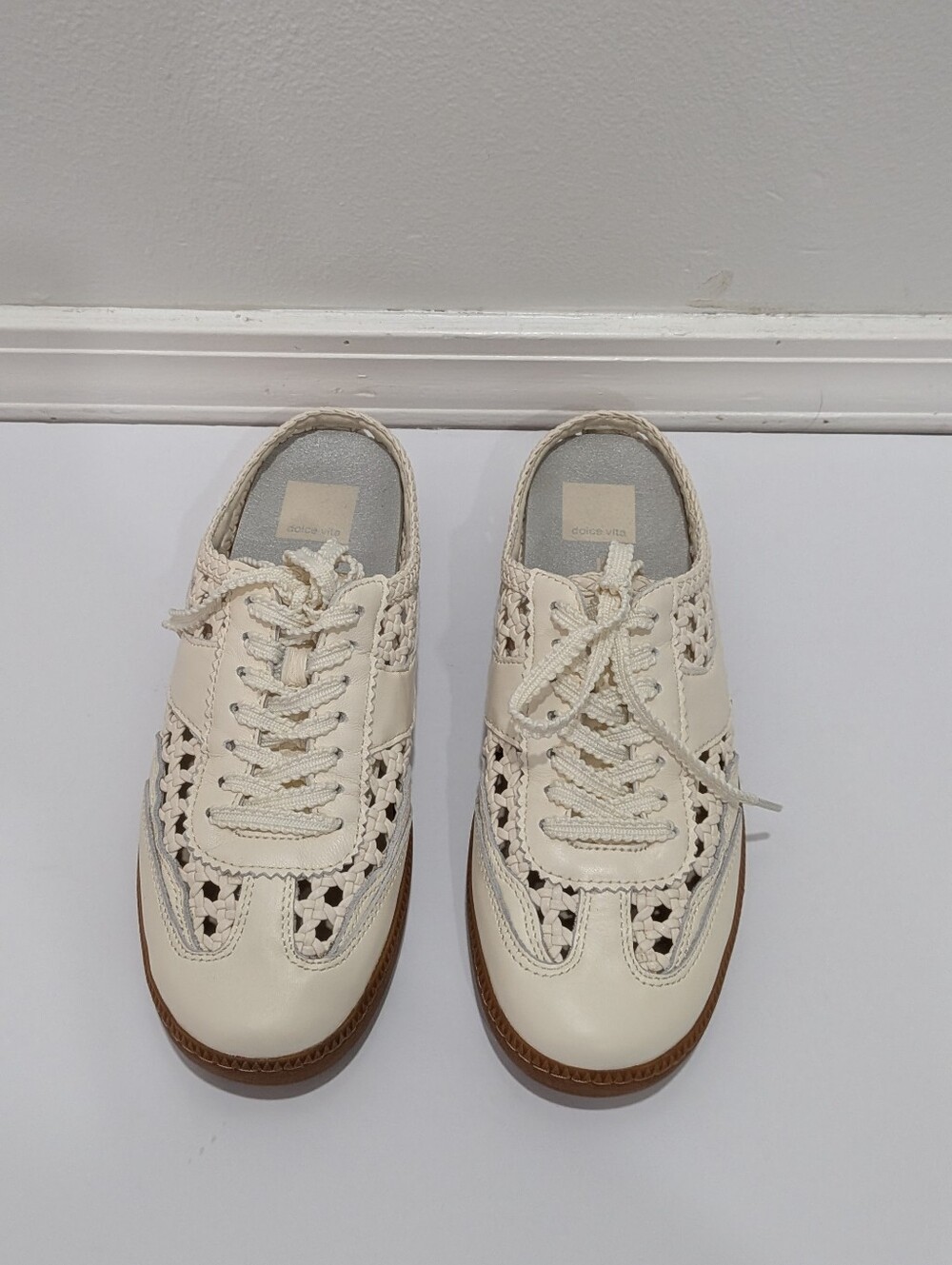Dolce Vita Women's Notice Stella Woven Mule Sneaker off-White Size 8.5